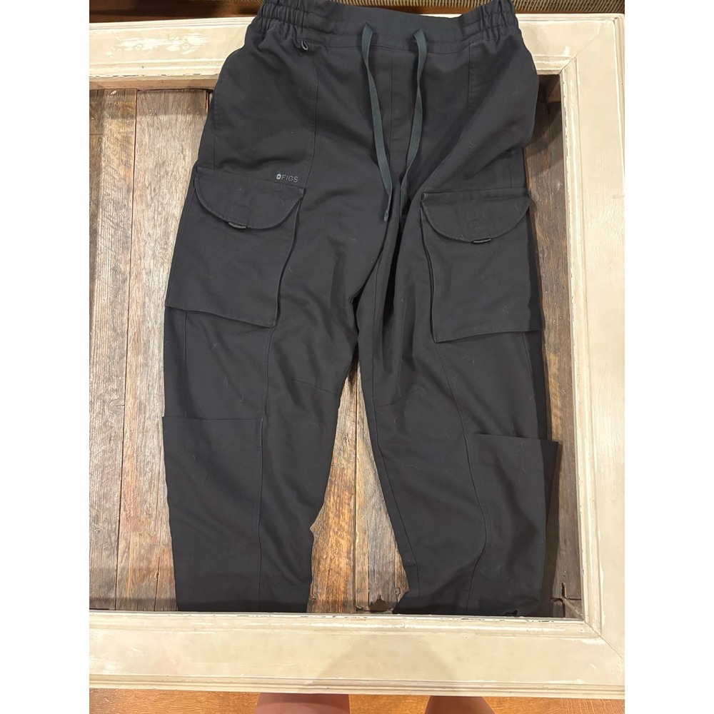 FIGS Black Cargo Scrub Pants Womens Medium Petite SquarePants 1000007P